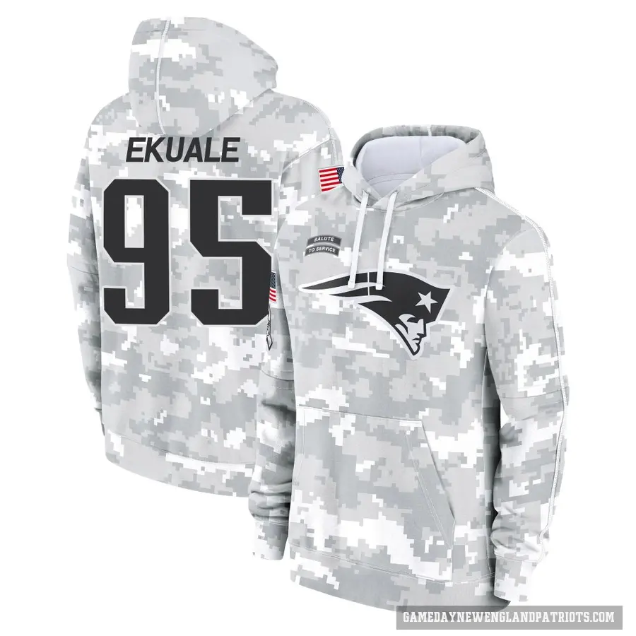 Men's ＃95 Daniel Ekuale New England Patriots Arctic Camo 2024 Salute to Service Club Fleece Pullover Hoodie