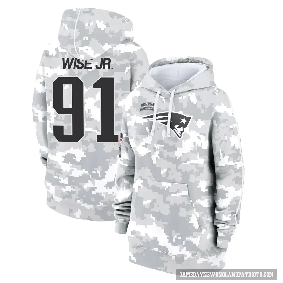 Women's ＃91 Deatrich Wise Jr. New England Patriots Arctic Camo 2024 Salute to Service Club Fleece Pullover Hoodie